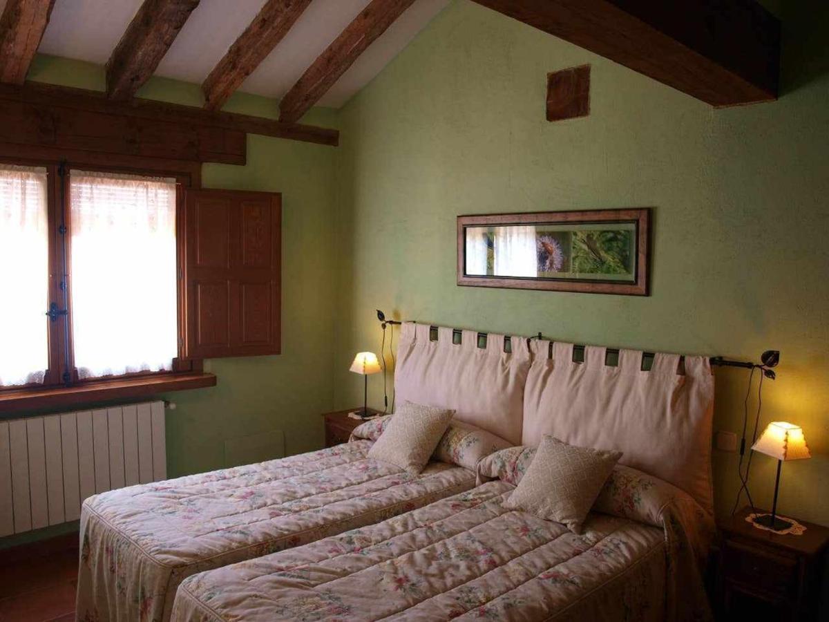 Agroturismo El Mirador de la Cigüeña Cabanillas del Monte Exterior foto